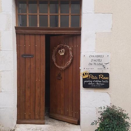 Chambres D'Hotes Du Tilleul Nanteuil-en-Vallée Buitenkant foto