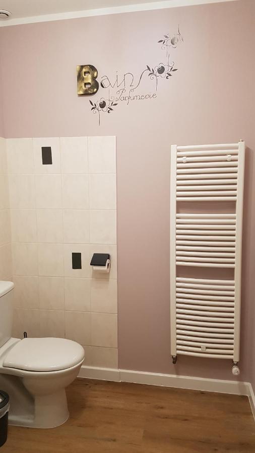 Chambres D'Hotes Du Tilleul Nanteuil-en-Vallée Buitenkant foto